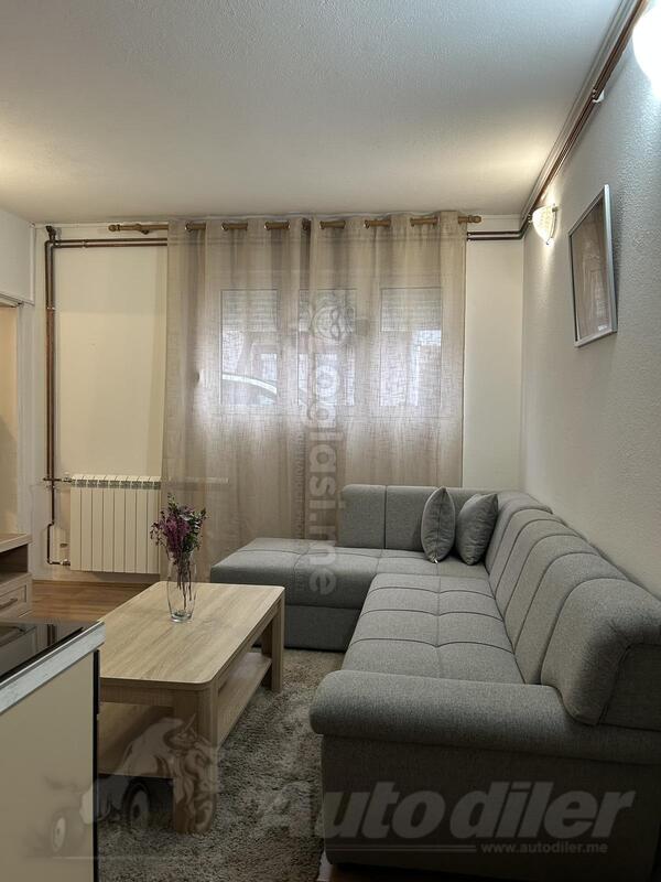 Jednosoban stan 50m2 - Nikšić - Humci