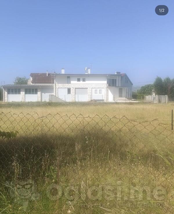 Građevinsko zemljište 1200m2 - Podgorica - > Okolina grada