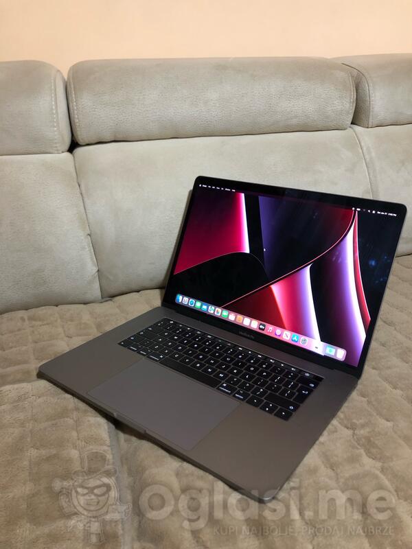 Apple Macbook Pro - 15.4" Intel i7 16GB GB