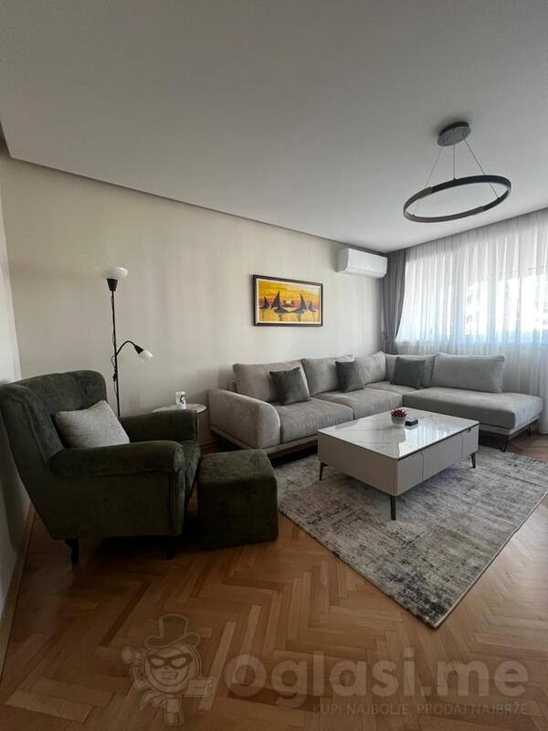 Trosoban stan 102m2 - Podgorica - Preko Morače