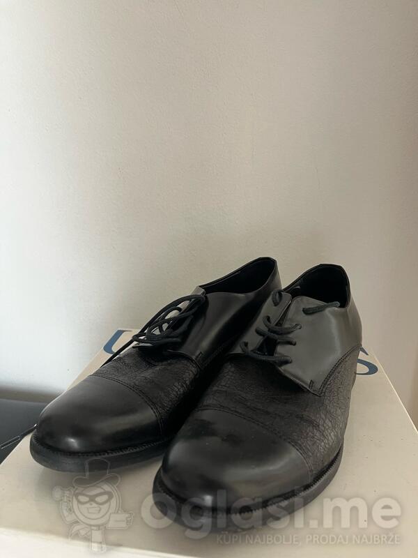 ne nosene firmirane zenske cipele 