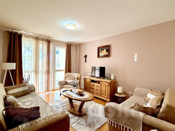 Jednosoban stan 62m2 - Bar - Bar (uži dio)