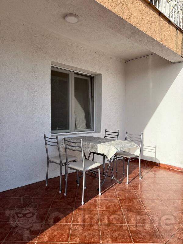 Dvosoban stan 55m2 - Bar - Stari Bar