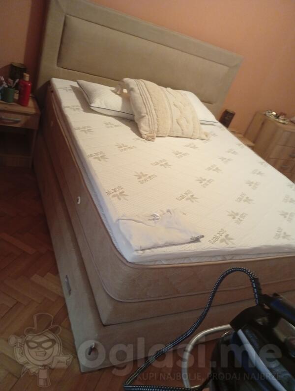 Bracni krevet