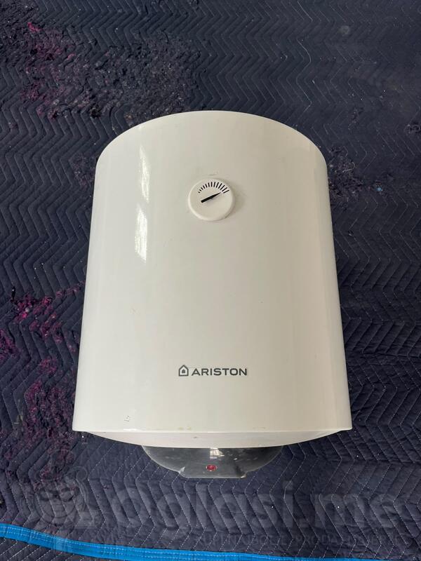 Bojler Ariston 49l