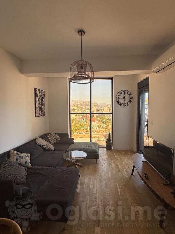 Dvosoban stan 64m2 - Podgorica - Stari Aerodrom