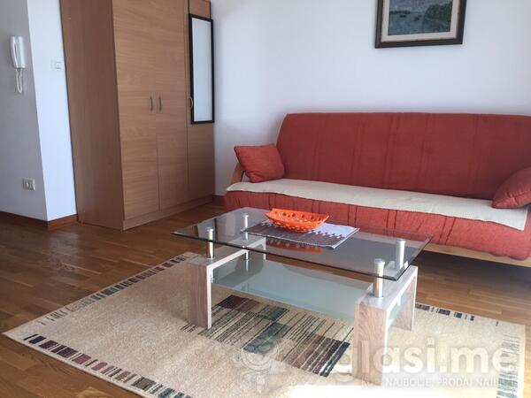 Garsonjera 31m2 - Podgorica - City kvart