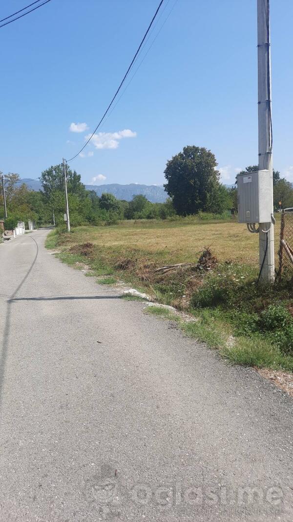 Građevinsko zemljište 852m2 - Danilovgrad - Ćurilac