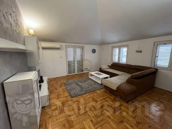 Dvosoban stan 100m2 - Podgorica - Donja Gorica