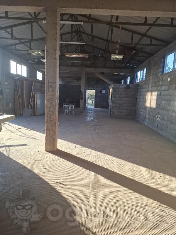 Magacin 200m2 - Podgorica - > Okolina grada