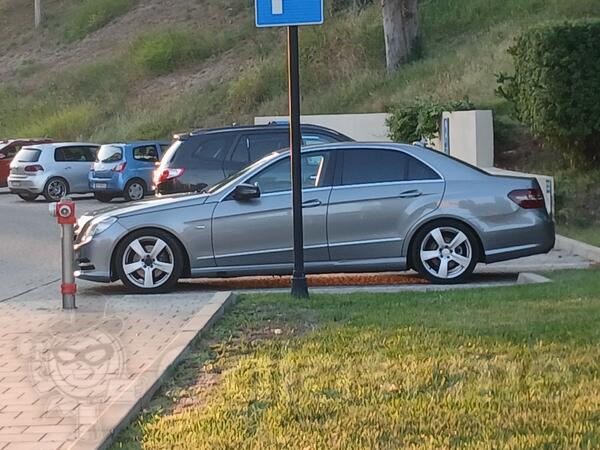Mercedes Benz - E 250 - 2.2 150 kw
