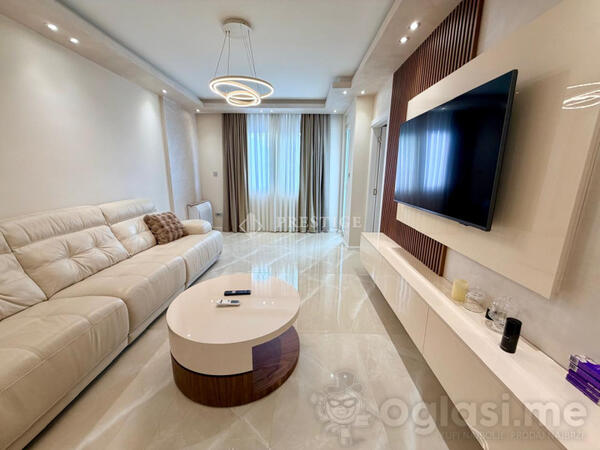 Jednosoban stan 60m2 - Podgorica - Preko Morače