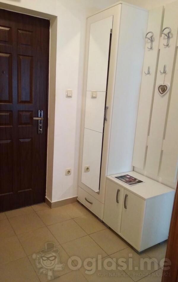 Jednosoban stan 39m2 - Podgorica - > Okolina grada