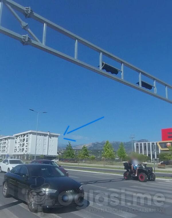 Garaža 13m2 - Podgorica - Stari Aerodrom