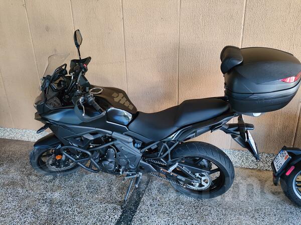 Kawasaki - versys 650 tourer