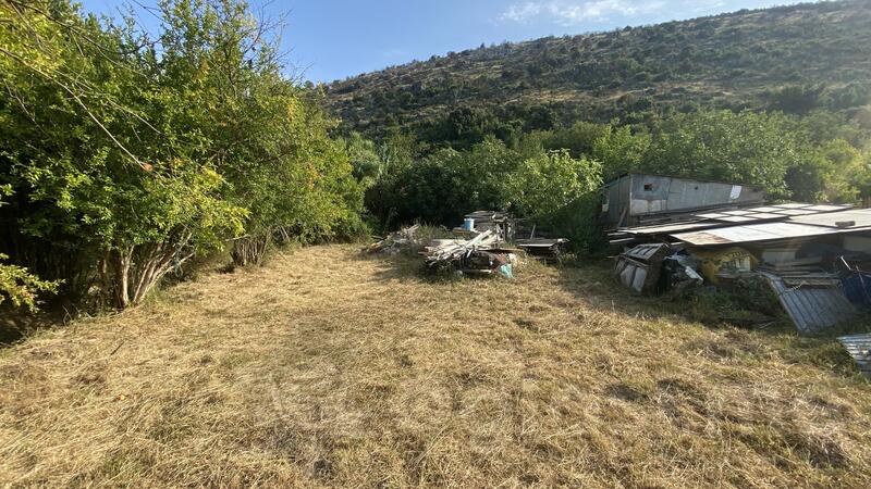 Građevinsko zemljište 400m2 - Bar - Zaljevo