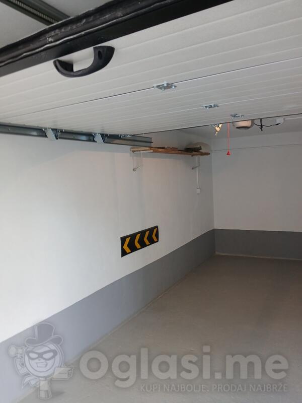 Garaža 17m2 - Herceg Novi - Savina