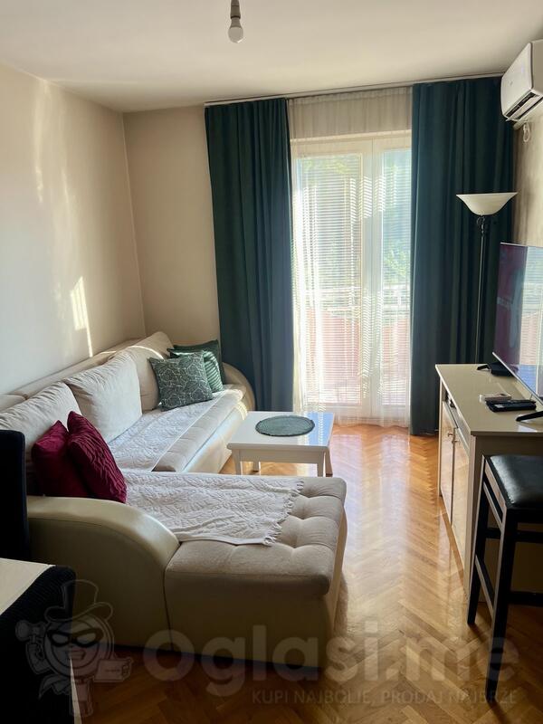 Jednosoban stan 42m2 - Podgorica - > Okolina grada