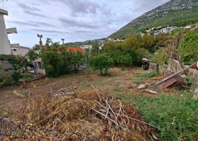 Poljoprivredno zemljište 385m2 - Bar - Šušanj