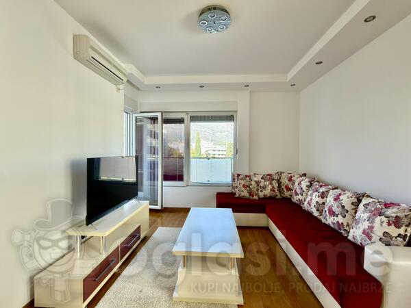 Jednosoban stan 49m2 - Bar - Centar grada