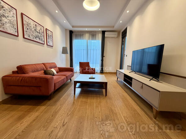 Dvosoban stan 75m2 - Podgorica - Kruševac