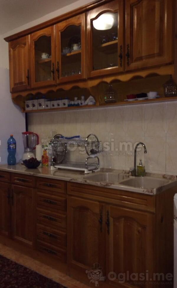 Trosoban stan 72m2 - Podgorica - Stari Aerodrom