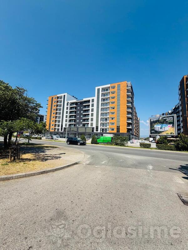 Trosoban stan 82m2 - Podgorica - Stari Aerodrom