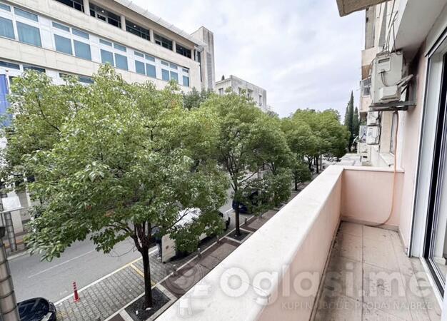 Kancelarija 75m2 - Podgorica - > Okolina grada