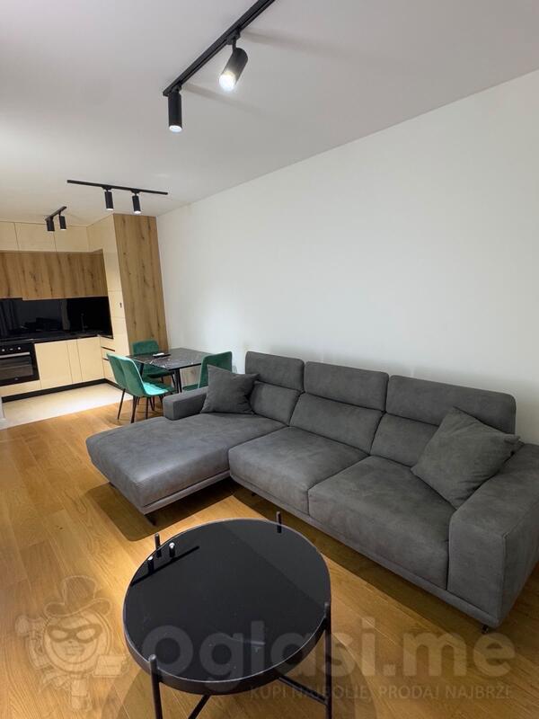 Jednosoban stan 49m2 - Podgorica - Tološi