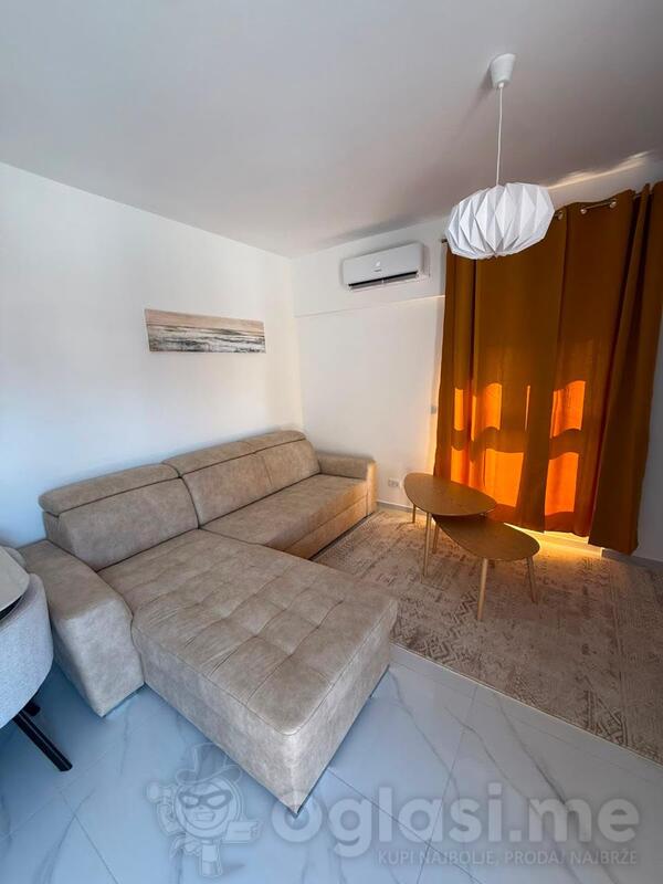 Jednosoban stan 45m2 - Bar - Čeluga