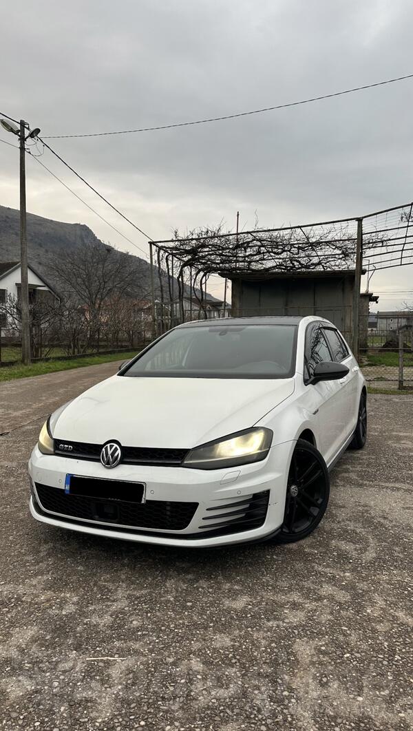 Volkswagen - Golf 7 - 2.0 GTD