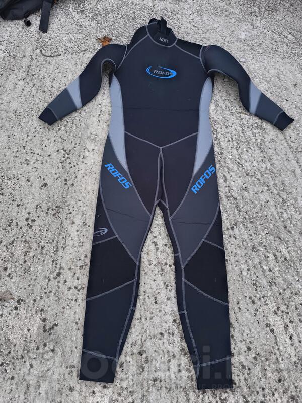 Odijelo - Oprema za ronjenje