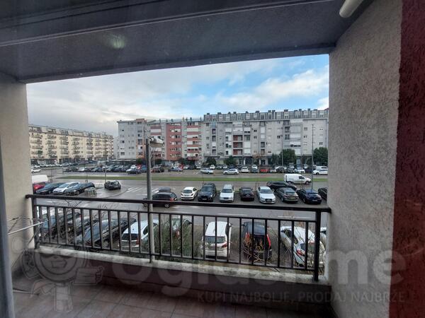 Garsonjera 35m2 - Podgorica - Stari Aerodrom