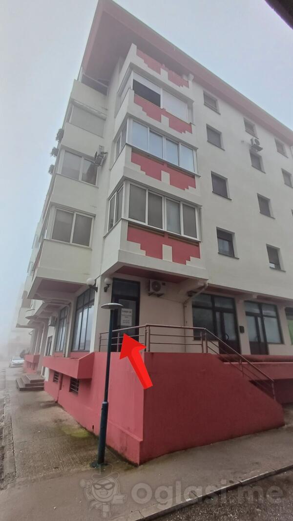 Kancelarija 27m2 - Nikšić - Nikšić (uži dio)