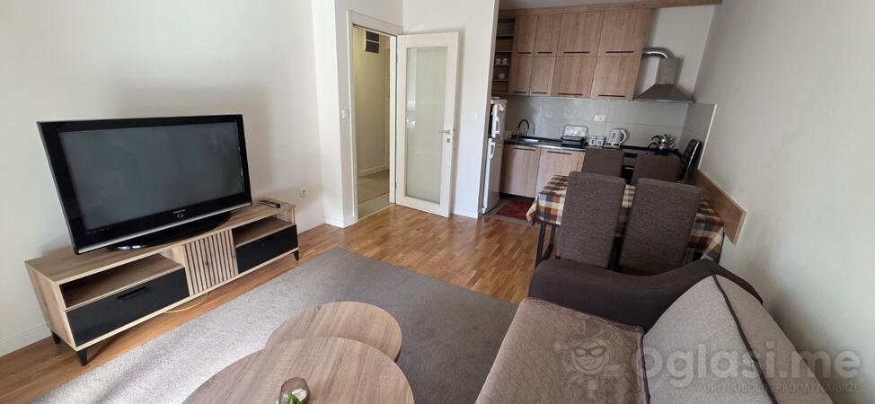 Jednosoban stan 42m2 - Podgorica - Pobrežje