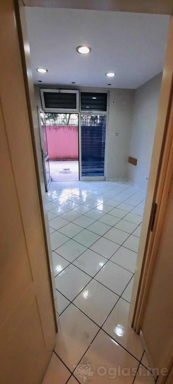 Kancelarija 20m2 - Podgorica - Zabjelo