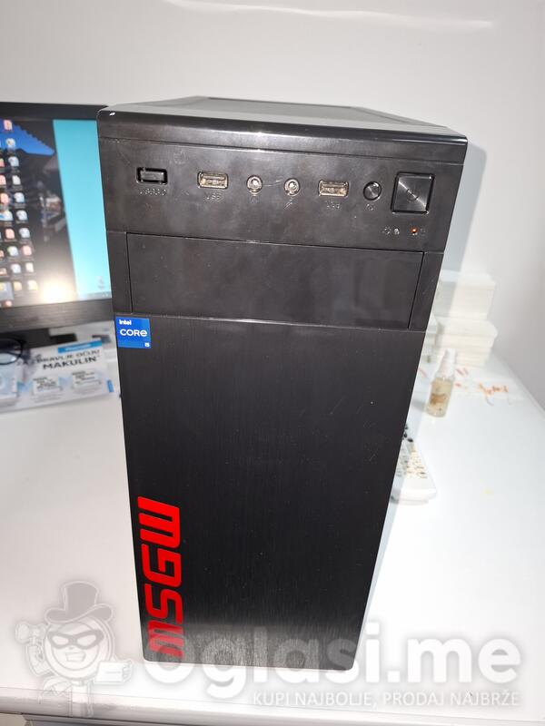 Intel i5 - 850GB GB DDR3 - HDD + SSD