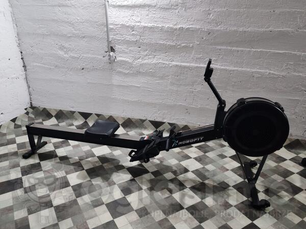 Profesionalna Suvo veslo Robofit Air Rower