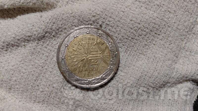 Kovanica 2e iz 2001 g ,Francuska