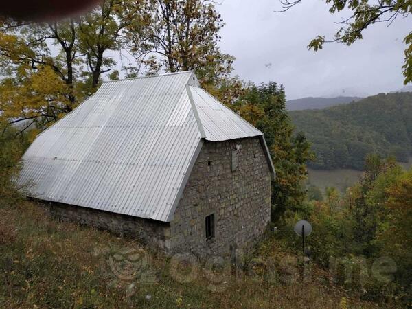 Porodična kuća 80m2 - Šavnik - Bare