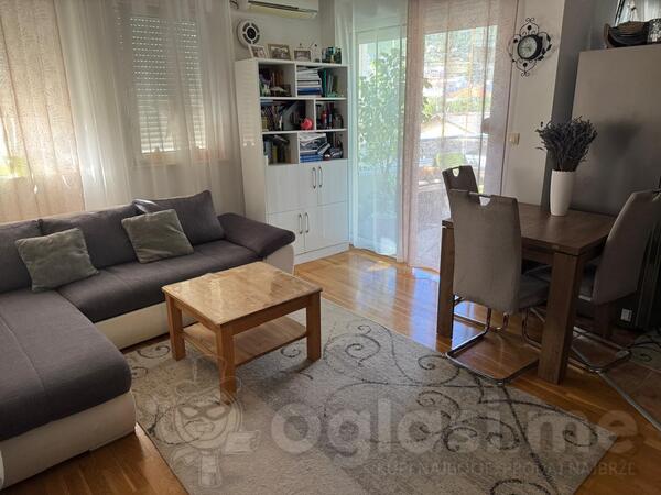 Dvosoban stan 67m2 - Bar - Šušanj