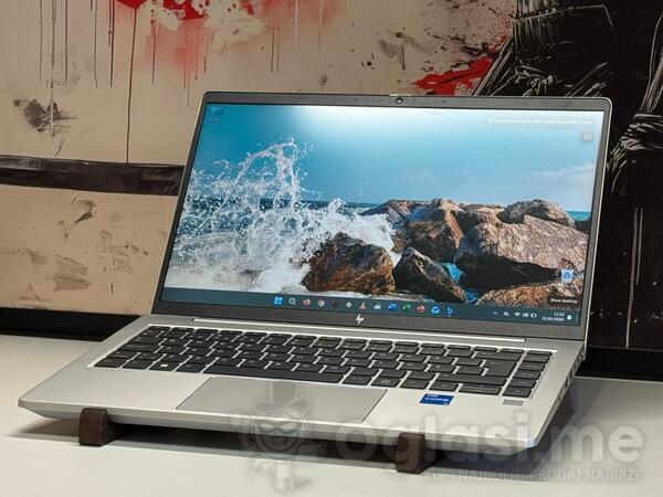 HP HP EliteBook 640 G10 - 14.1" Intel i5 16GB GB