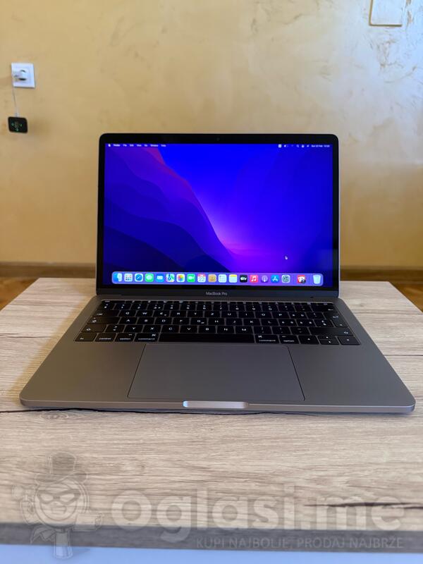Apple  - 13.3" Intel i5 8GB GB