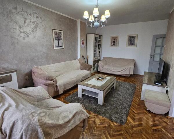 Trosoban stan 100m2 - Podgorica - Pejton