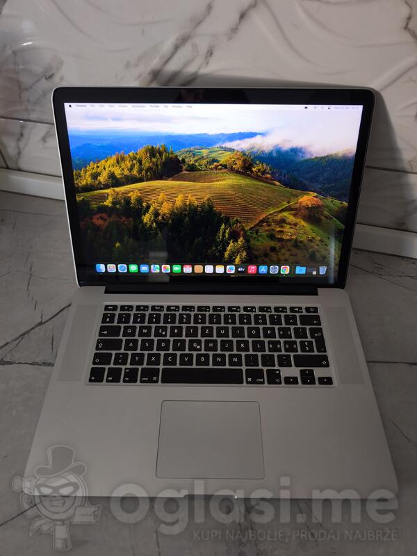 Apple  - 15.4" Intel i7 16GB GB