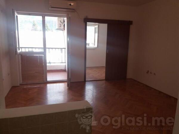 Garsonjera 33m2 - Bar - Bar (uži dio)