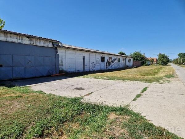 Hala 897m2 - Ada - Mol