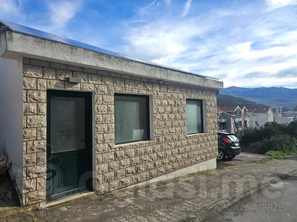 Kancelarija 28m2 - Budva - Bijeli Do