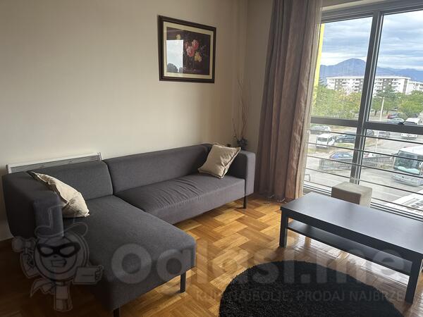 Trosoban stan 84m2 - Podgorica - > Okolina grada Ulica 4.jula, Pobrežje