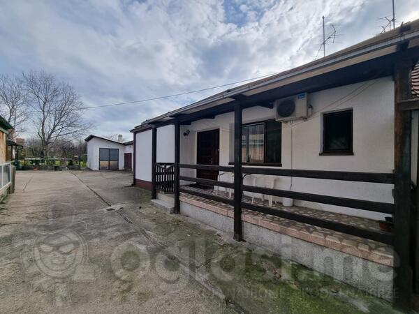 Porodična kuća 220m2 - Zemun - Zemun (uži dio)